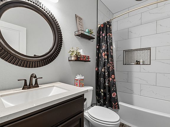 4th image of 29401 N 48th Pl