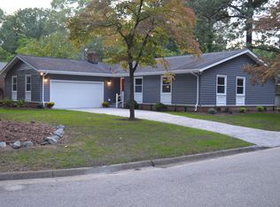 223 Dominion Dr, Newport News, VA 23602
