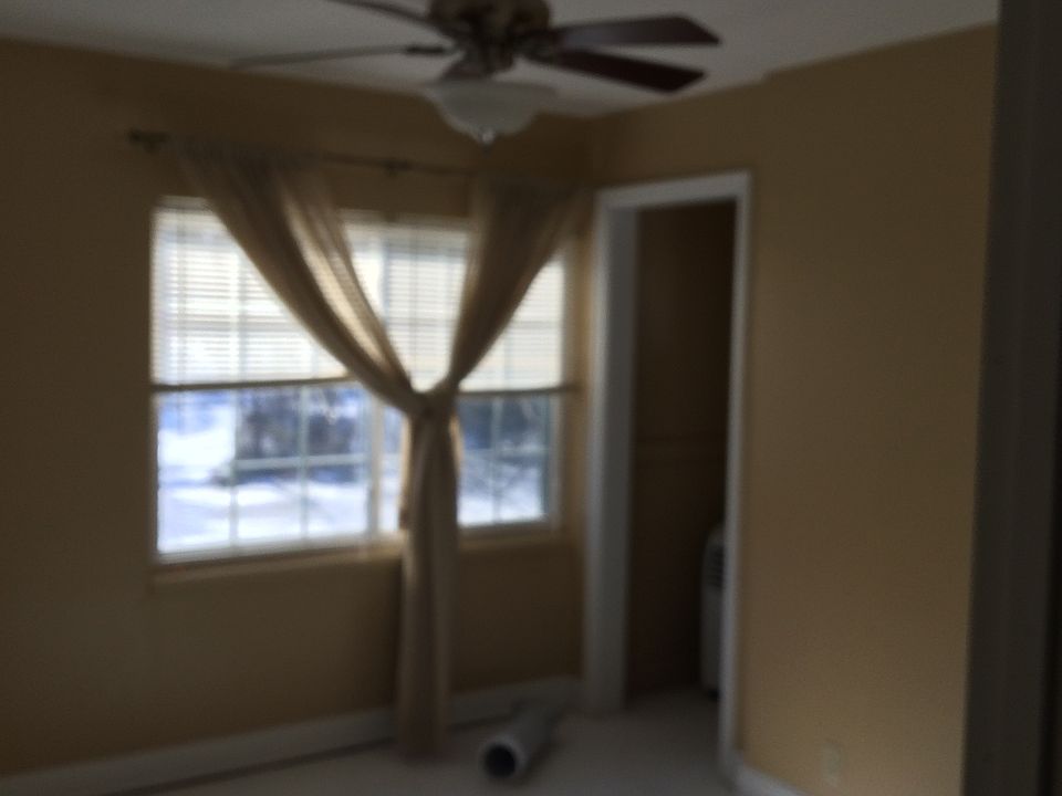 1st image of 109 Lake Shore Dr