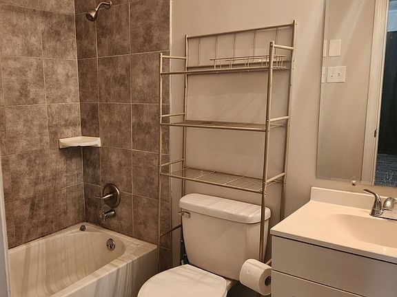 5th image of 6493 Tarrytown Dr