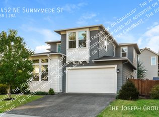 2452 NE Sunnymede St, Poulsbo, WA 98370