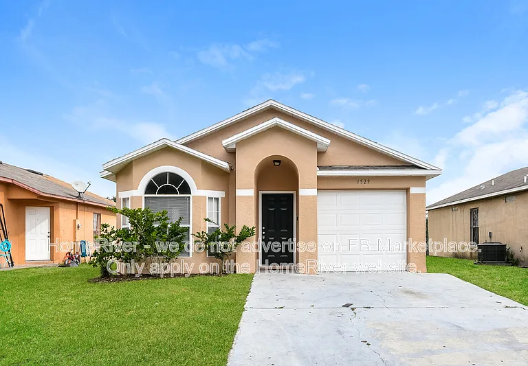 1529 Ridge Pointe Dr — Photo 1