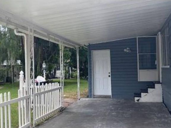 2nd image of 48 Newcastle Dr