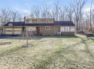 5 Live Oak Rd, Norwalk, CT 06851