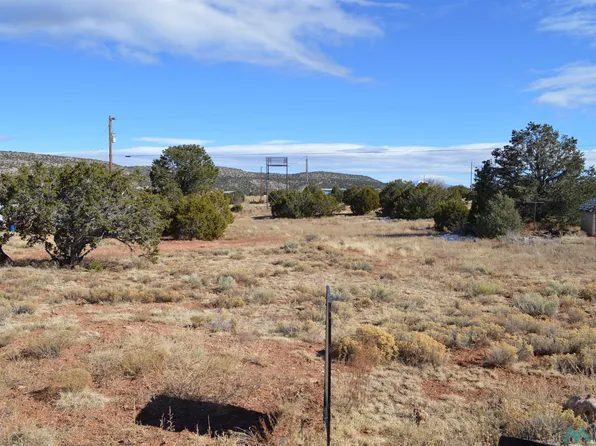 2 Morrow Dr, Thoreau, NM 87323