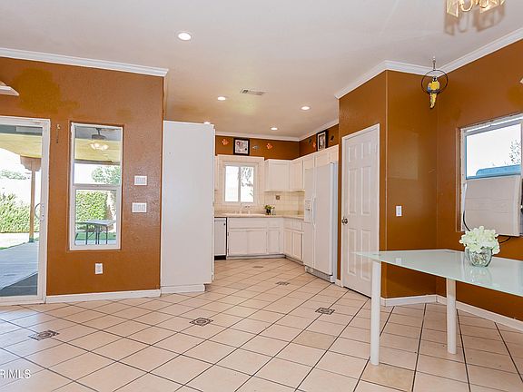 4th image of 43963 Glenraven Rd