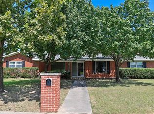 700 Aspen Rd, Gainesville, TX 76240