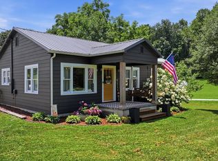 388 Belle Dowdle Rd, Franklin, NC 28734