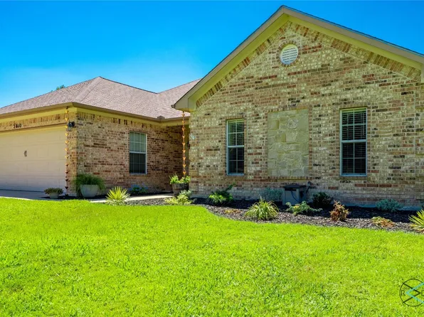 2810 Trey Cir, Athens, TX 75752