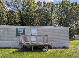 2200 33rd St NE #25, Hickory, NC 28601