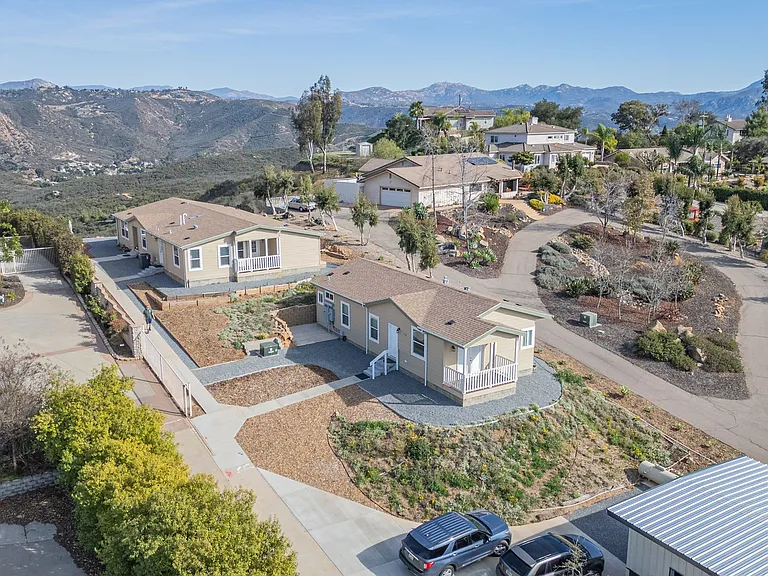 1132 Old Mountain View Rd — Photo 29