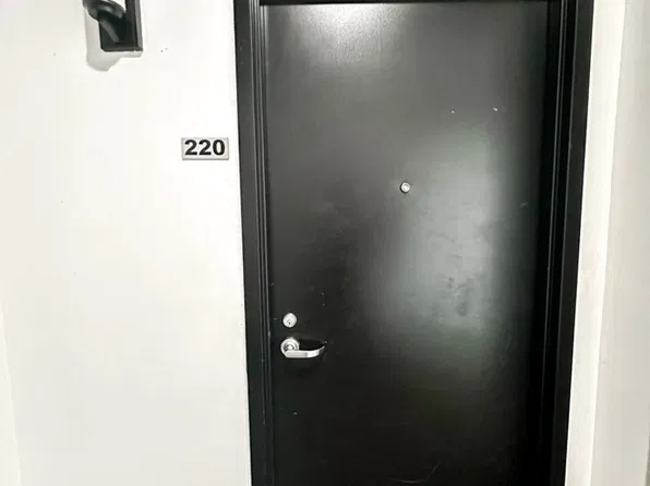 Welcome to the Historic Electric and Yeater Apartments