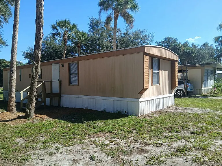 Suncoast MH & RV Resort — Photo 28