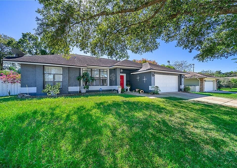 1st image of 4236 Barnsley Dr