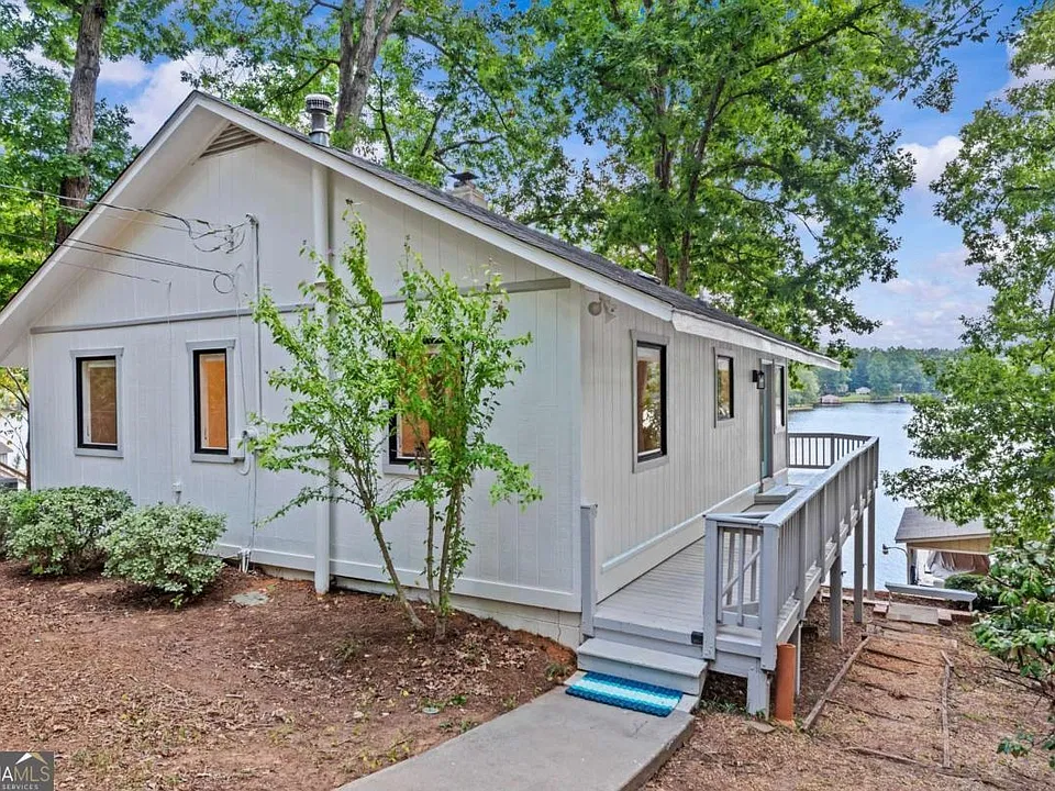 114 Southshore Dr