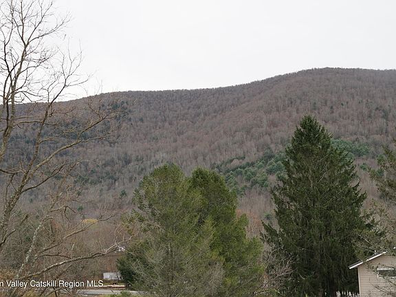 5th image of Land On Mount Eden Estates Road