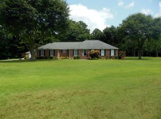 606 Celia Dr SE, Hartselle, AL 35640