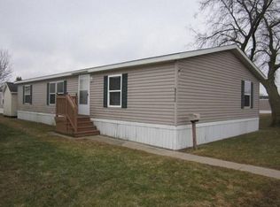 69400 Lester Ct, Richmond, MI 48062