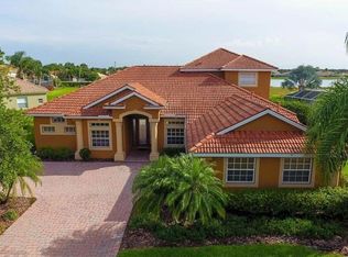 7016 74th Street Cir E, Bradenton, FL 34203
