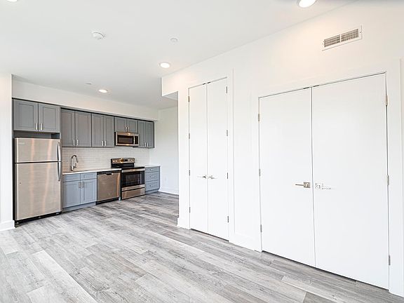 2nd image of 1520 South St #506