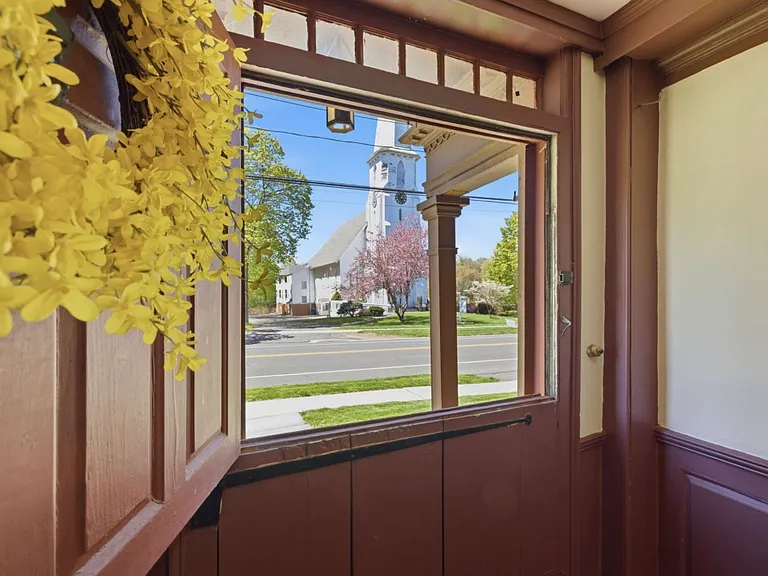 883 Worthington Rdg — Photo 11