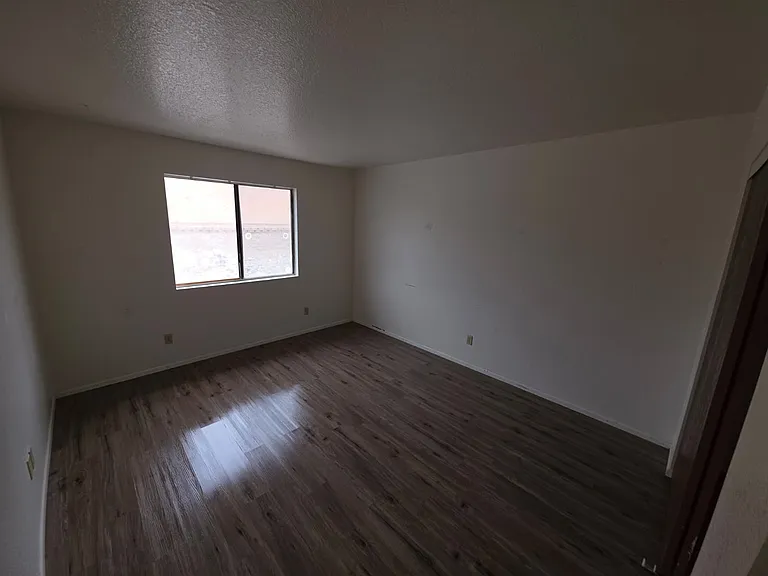 2170 Sahara Dr #3 — Photo 7