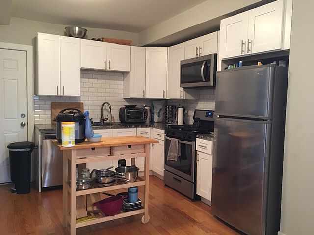 1st image of 3360 N Kenmore Ave #G
