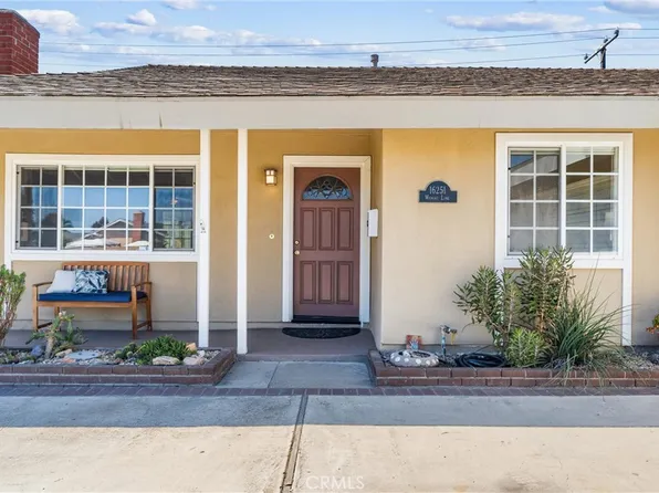 16251 Waikiki Ln, Huntington Beach, CA 92649