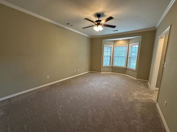2nd image of 221 W Cobblestone Ct