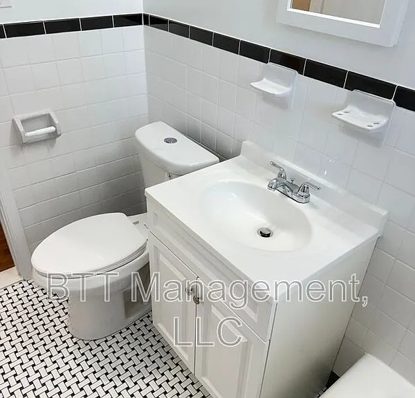 8804 Bradford Rd #1 — Photo 42