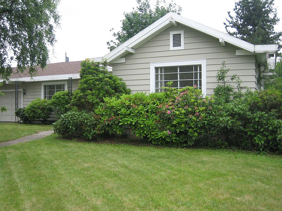 1st image of 1812 8th St