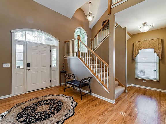 3rd image of 12112 S Red Clover Ct