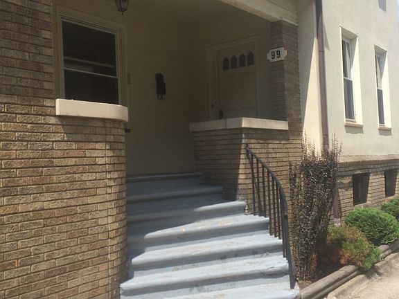 Front Porch / Entrance