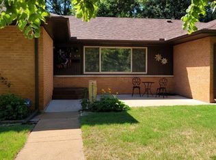 418 N Washington Ave, Ellsworth, KS 67439