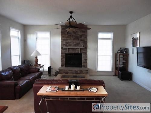 4th image of 11000 Mountain Spring Dr