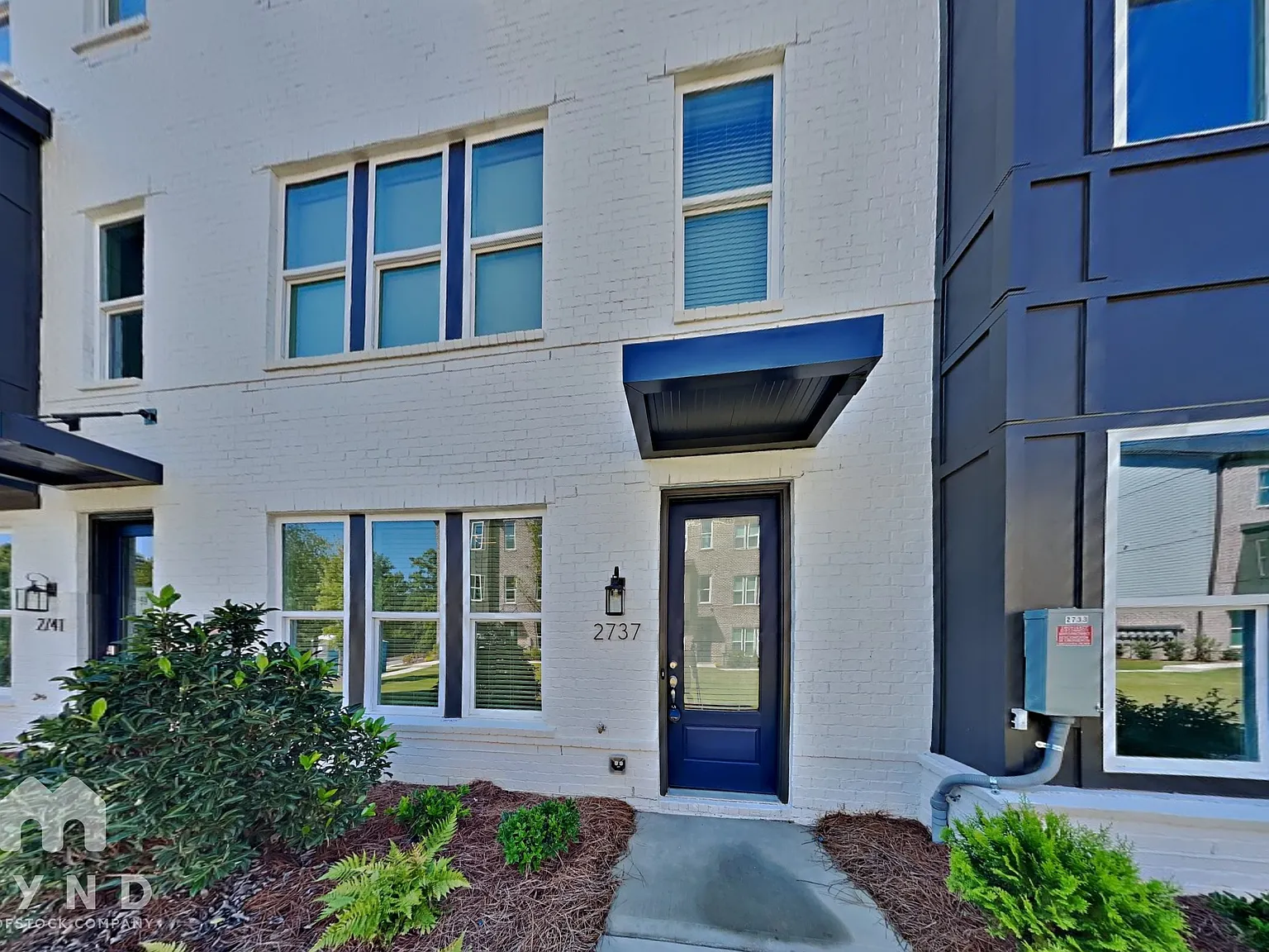 3 bed, 3.5 bath, 1919 sqft, $3,550 — Photo 1
