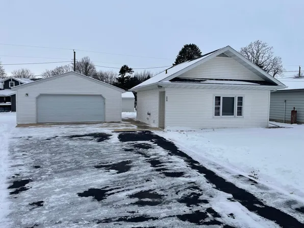 204 Benton St E, Le Roy, MN 55951