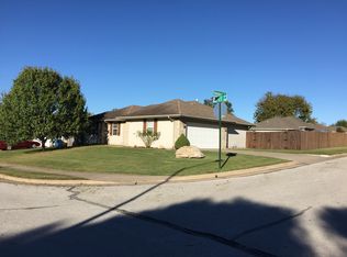1680 S Farm Road 123, Springfield, MO 65807