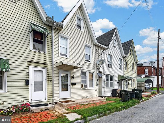 3rd image of 217 Federal St