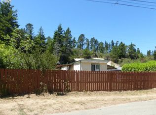 775 Sherwood St, Lakeside, OR 97449