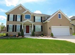 458 N Rockingham Way, Buffalo, NY 14228