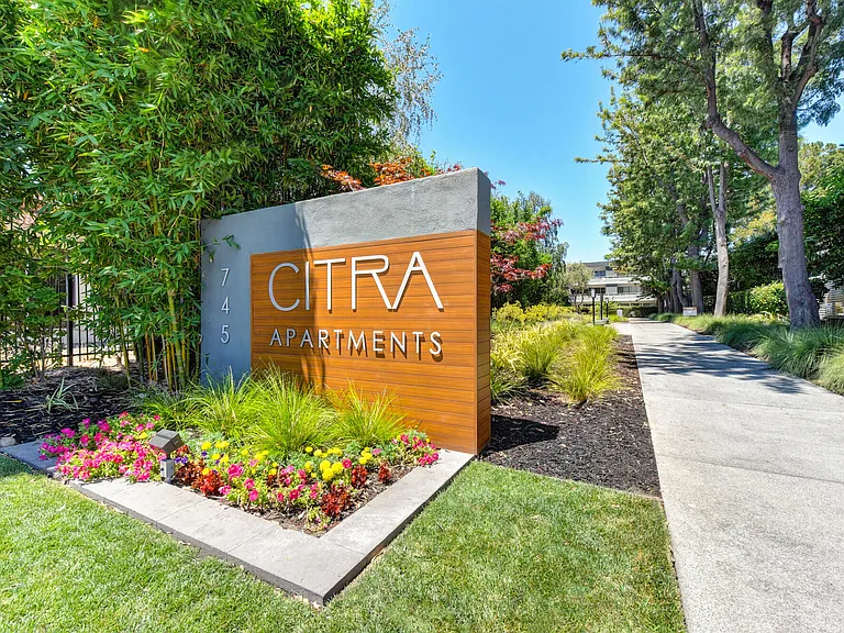 Citra Apartments — Photo 24