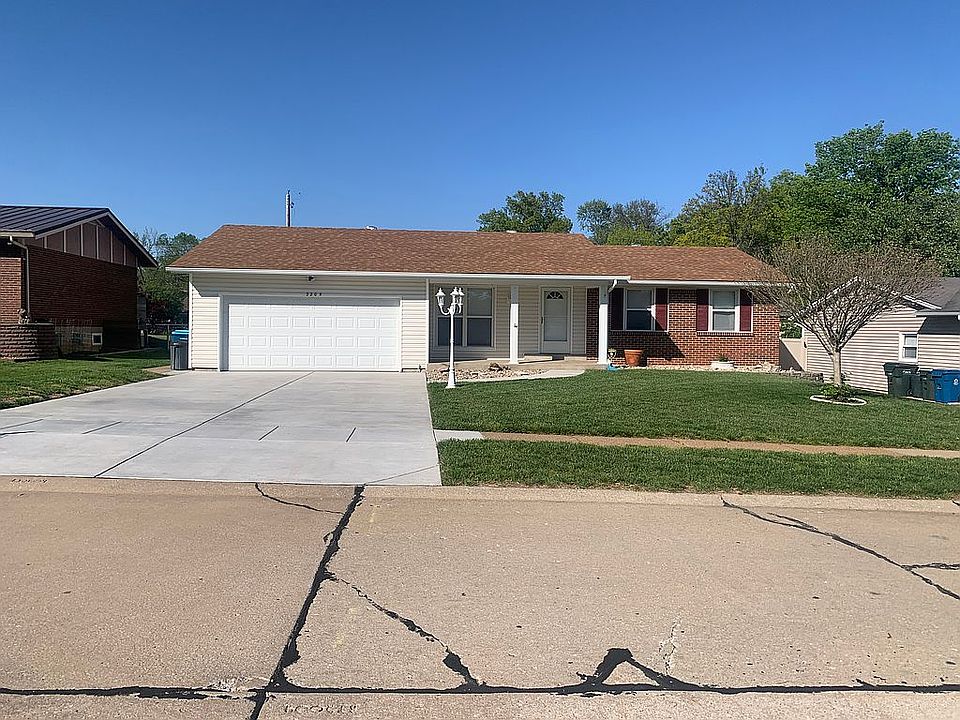 1st image of 2205 Bienville Dr