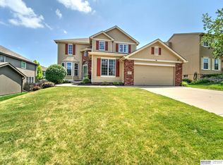 18809 Jones St, Elkhorn, NE 68022