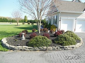 4th image of 14 Lewis Dr