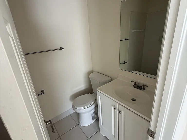 4609 Bayshore Dr #5 — Photo 9