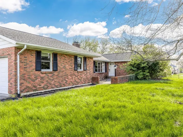 585 Greenlea Dr, Hamilton, OH 45013