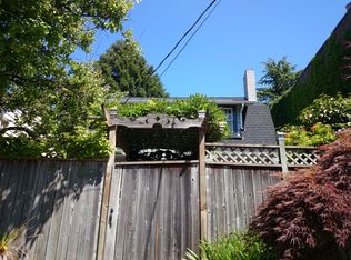 2210 10th Ave E, Seattle, WA 98102