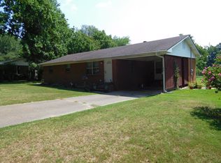 212 N Ballard St, Rector, AR 72461