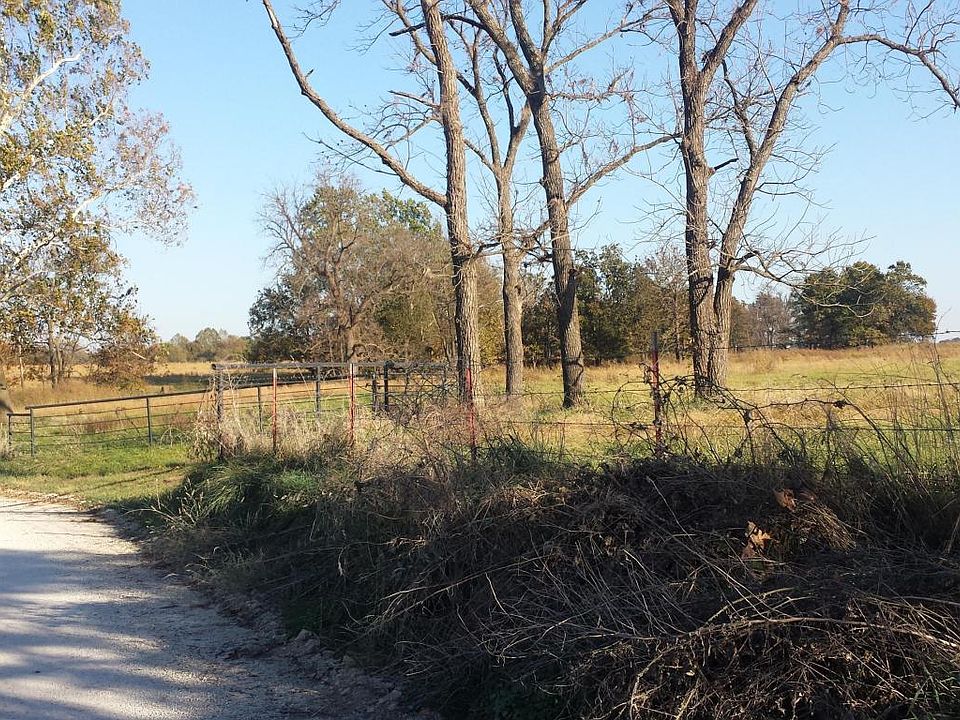 2nd image of E 452 Rd